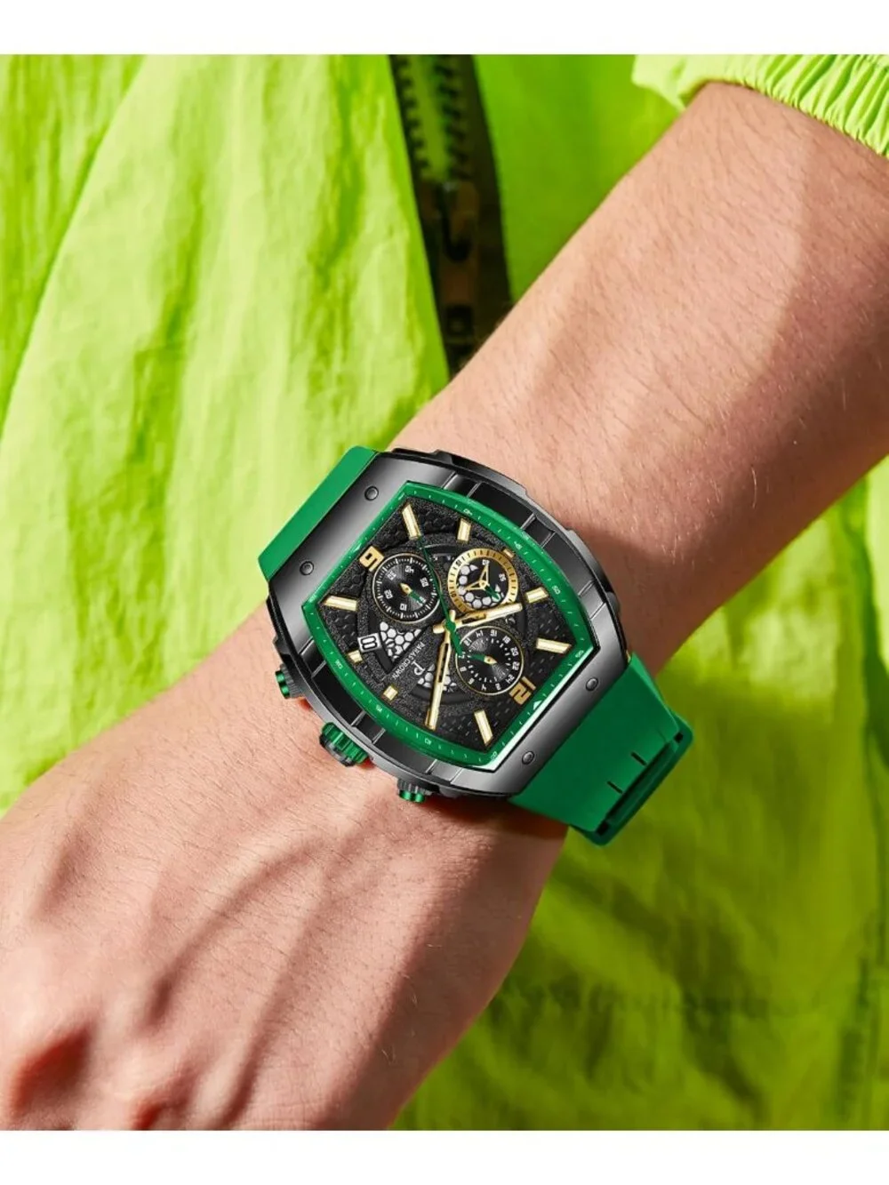 Men's Green Luxury Fashion Analog Waterproof Luminous Quartz Classic Wrist Watch